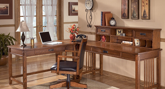 Cross Island L-Shape Desk w/ Low Hutch 